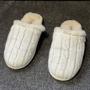 UGG Kids White Cable Knit Slippers
